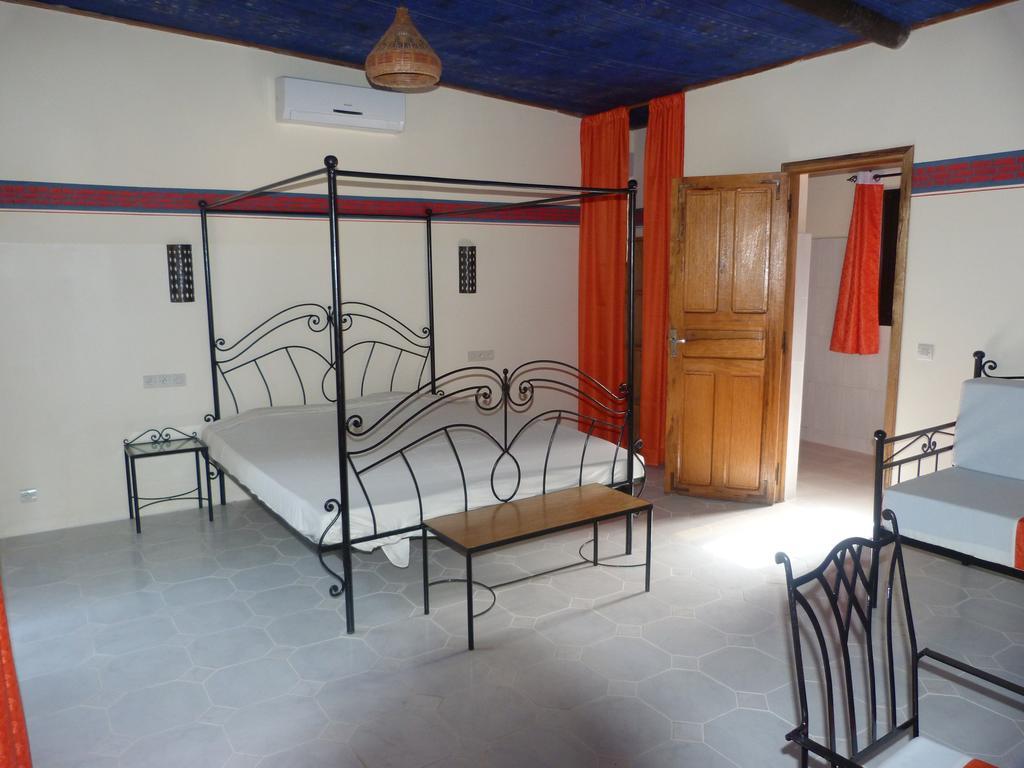 Hotel Mermoz Saint-Louis Exteriér fotografie