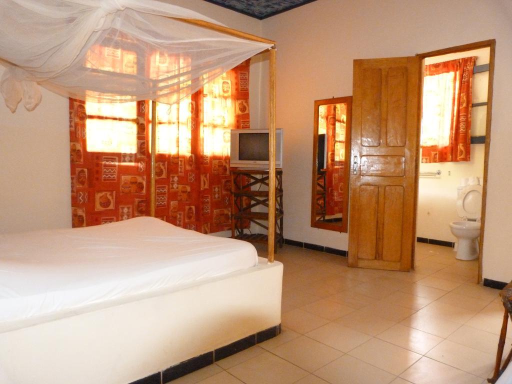 Hotel Mermoz Saint-Louis Exteriér fotografie
